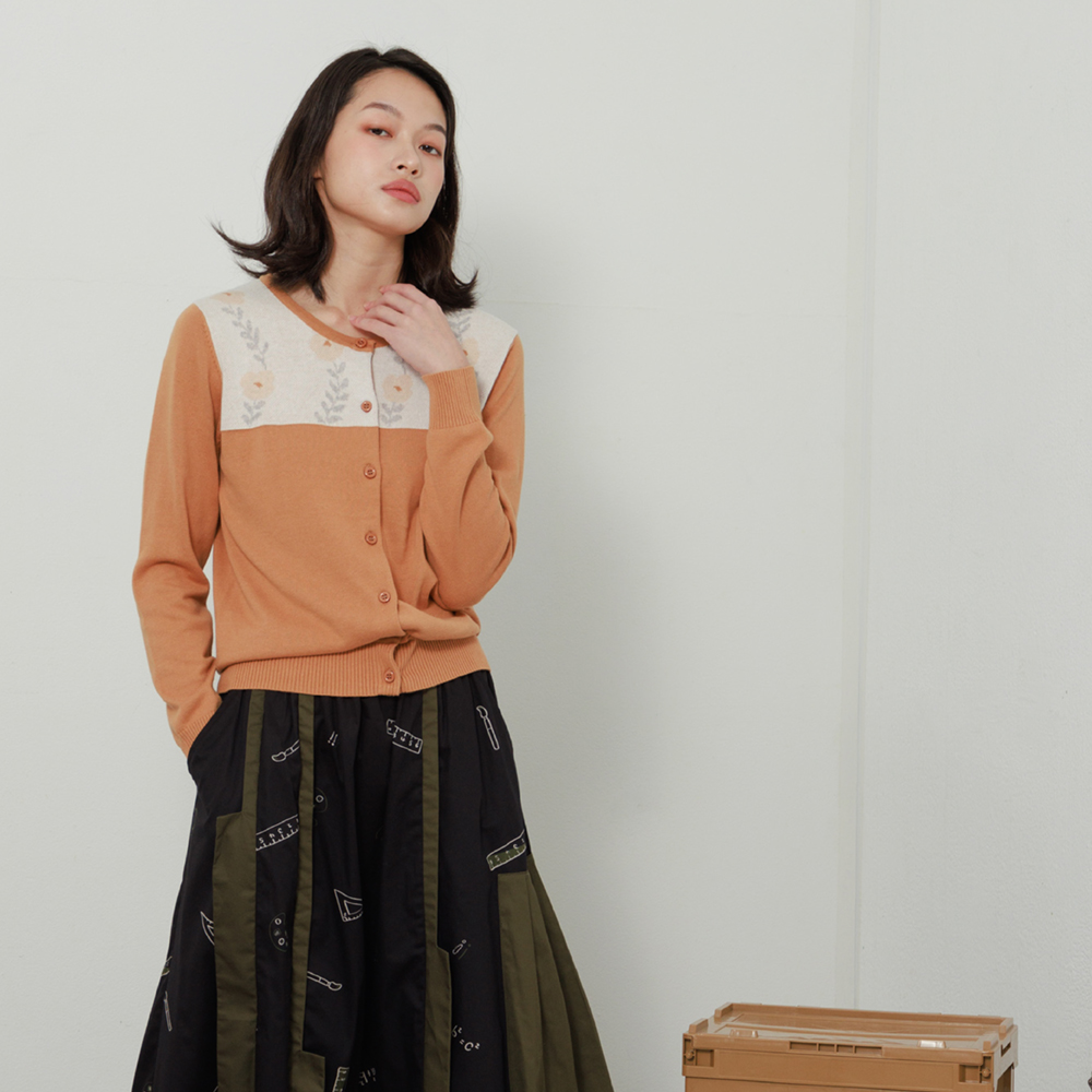 【MOSS CLUB】撞色拼接開襟鬆緊下襬七分袖襯衫 白 灰 歷史價格詳細信息