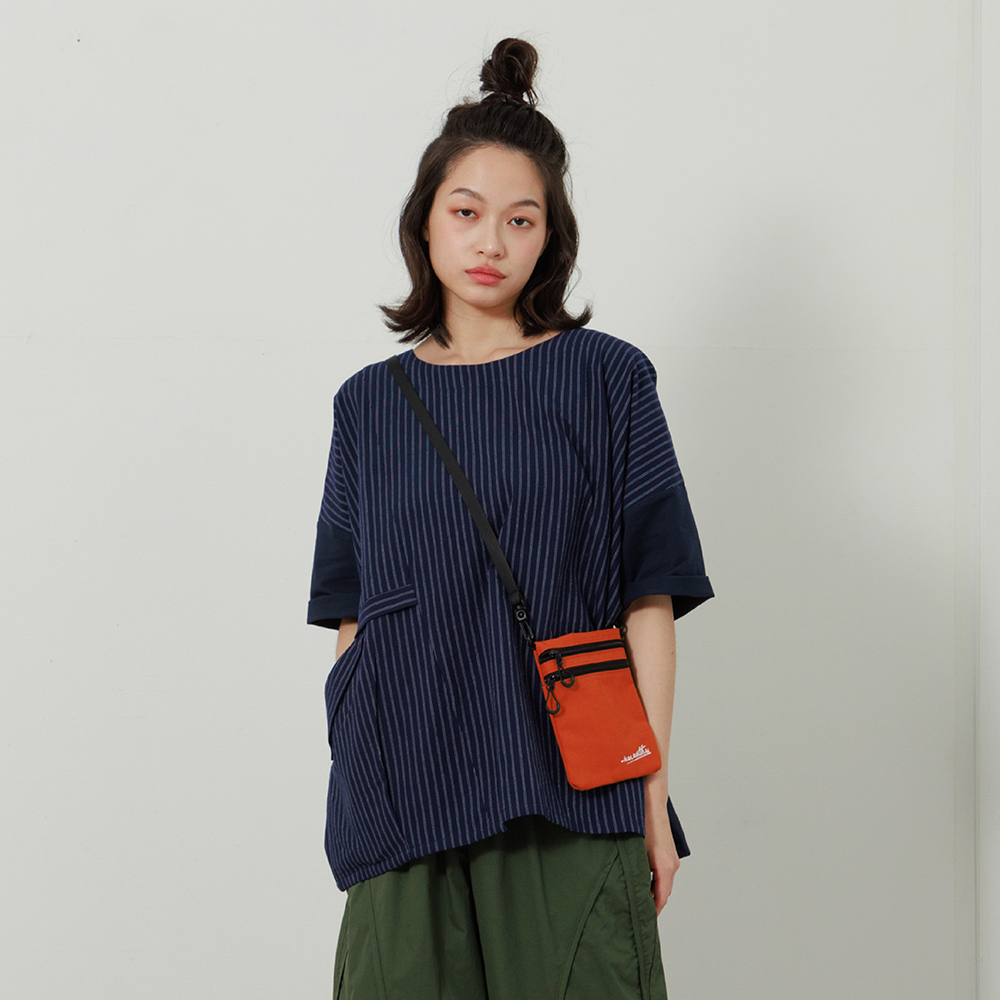 【MOSS CLUB】條紋異材布料剪接-女長袖襯衫 拼接 黑 白 綠(三色/版型適中) 歷史價格詳細信息