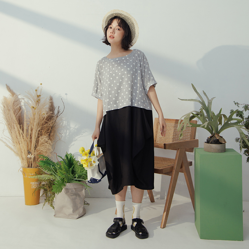 【MOSS CLUB】點與線 印花 繭型 女七分袖襯衫  黑色 白色 寬鬆 休閒 日系 七分袖 皺褶 慵懶 上衣 蝙蝠袖 歷史價格詳細信息