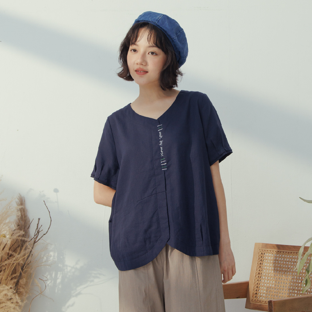 【MOSS CLUB】素色異材質布料拼接圓領長袖上衣(黑 白/魅力商品) 歷史價格詳細信息