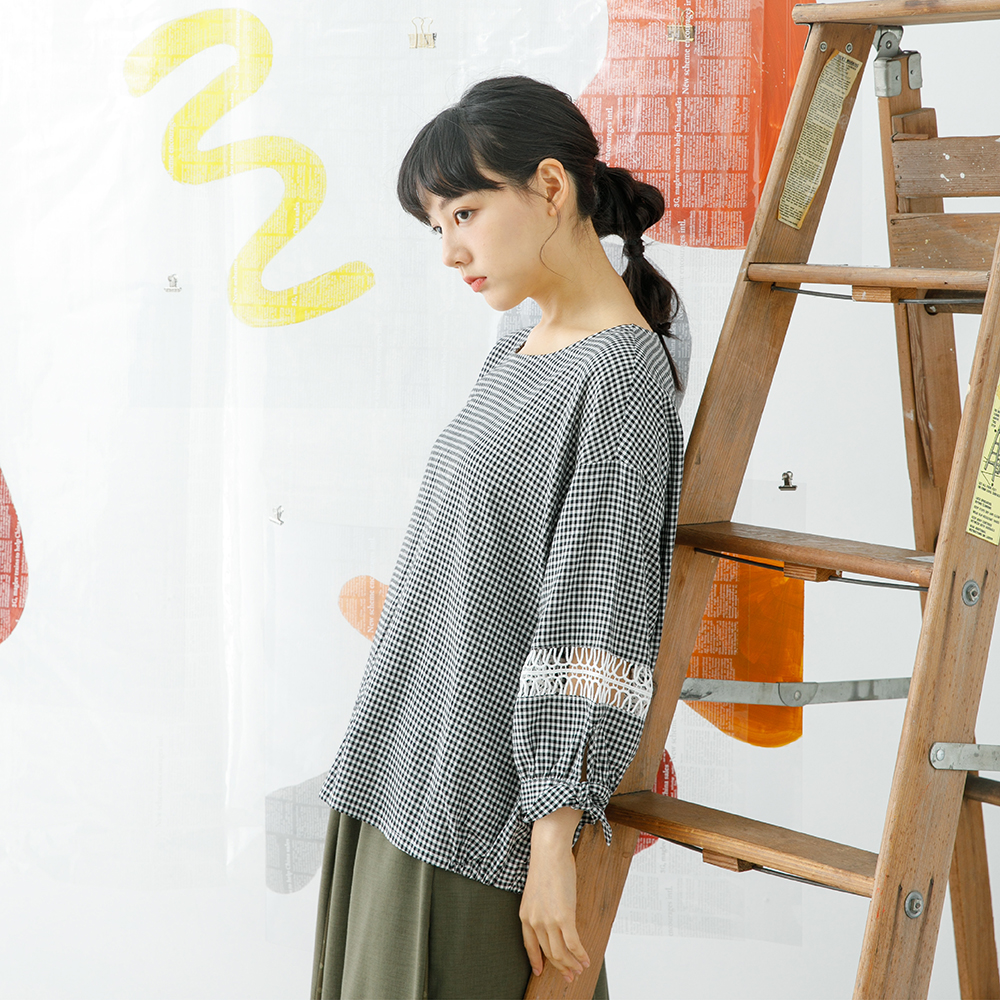 【MOSS CLUB】格紋襯衫式下擺假兩件長版毛呢-女長袖外套 假兩件 藍 黑(二色/魅力商品/版型適中) 歷史價格詳細信息