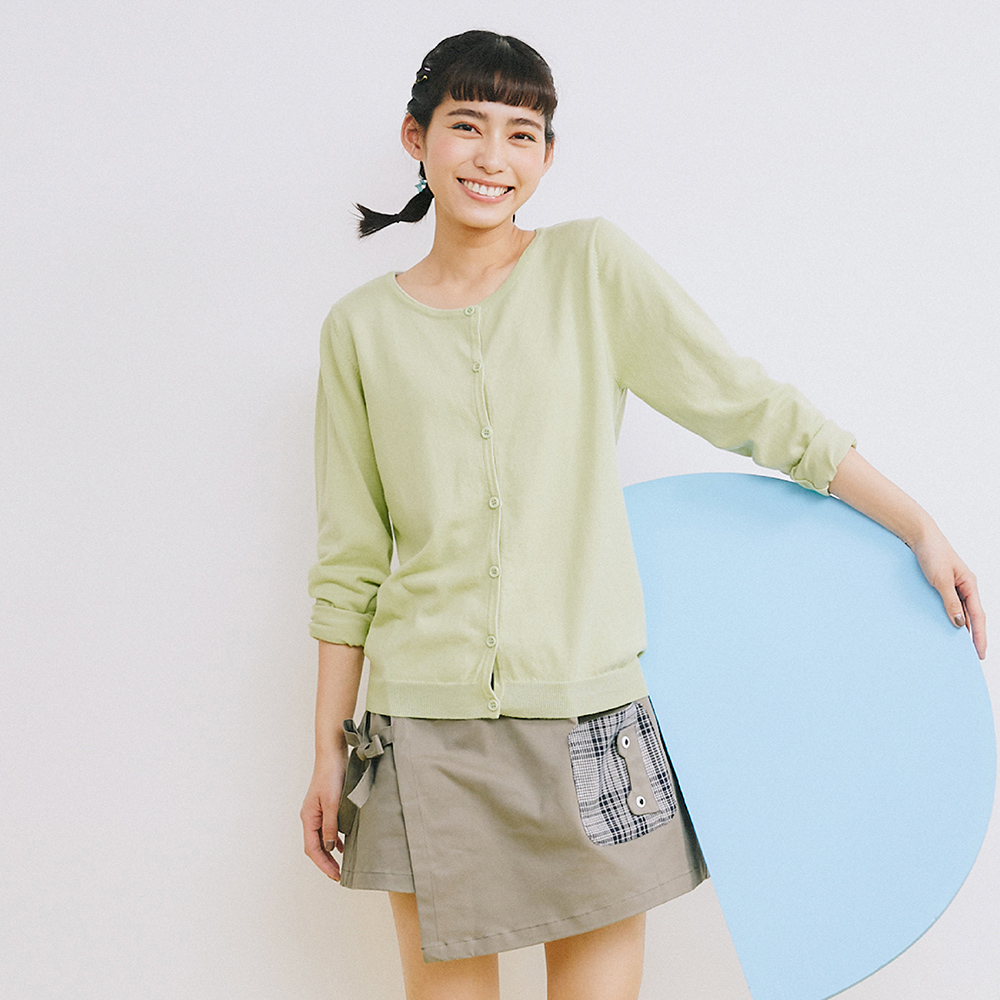 【Dailo】開襟連帽長版-女無袖針織衫(二色/版型適中) 歷史價格詳細信息