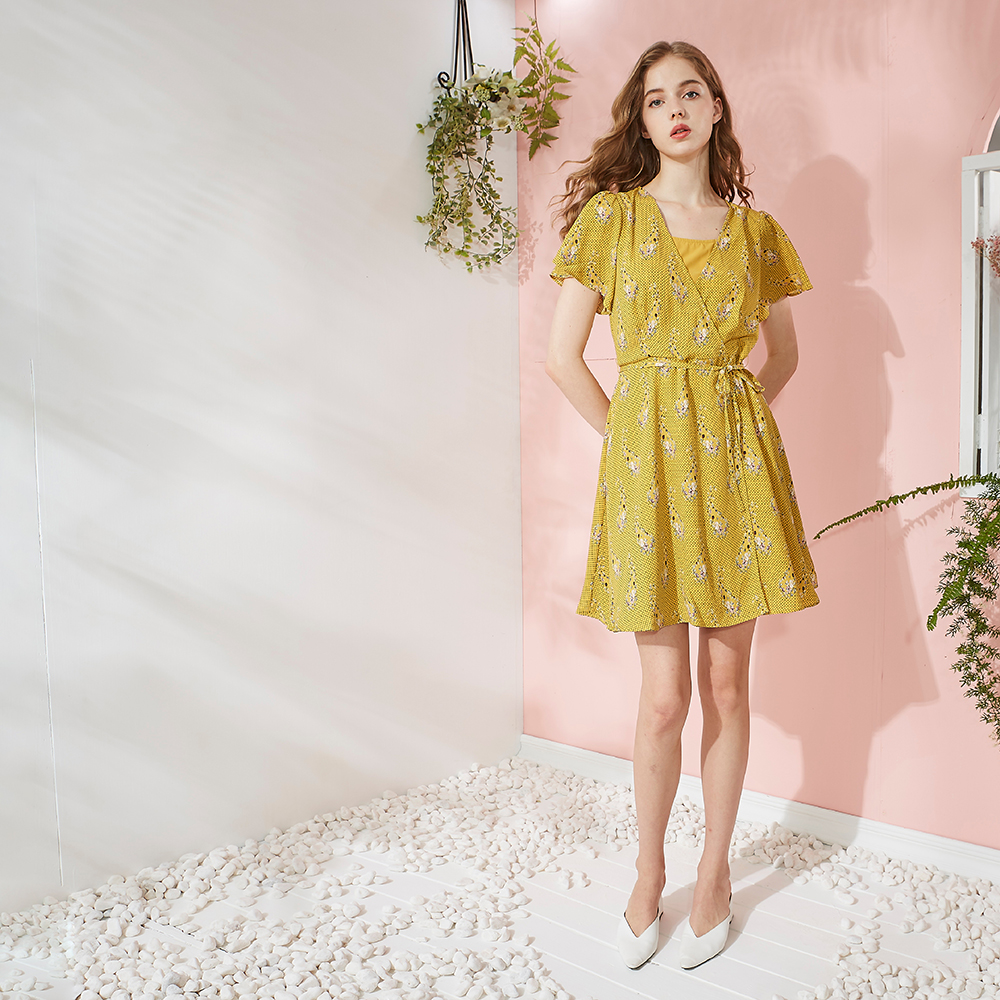 CUMAR 女裝 假二件下襬回拋前短後長七分袖上衣 歷史價格詳細信息