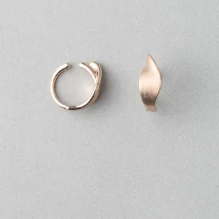 【ete】自然花瓣圈形耳環(粉霧金色) 歷史價格詳細信息