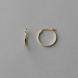 【ete】K10YG Clair 閃耀切割耳環(金色) 價格比較,價格查詢,歷史價格詳細信息