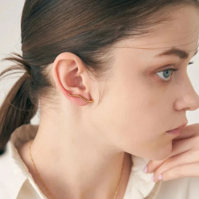 【ete】Ear Clip 悄悄話 understood 長形夾式耳釦(金色) 歷史價格詳細信息