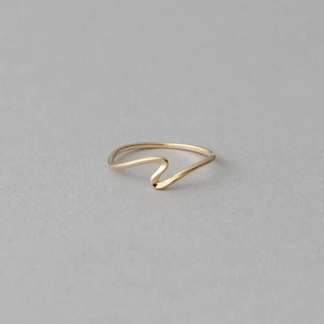 【ete】K10YG 層疊波浪形戒指(金色) 歷史價格詳細信息