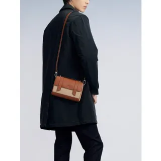 【PEDRO】質感真皮手機袋-黑/焦糖色/軍綠色(小CK高端品牌 熱賣 聖誕禮物) 歷史價格詳細信息