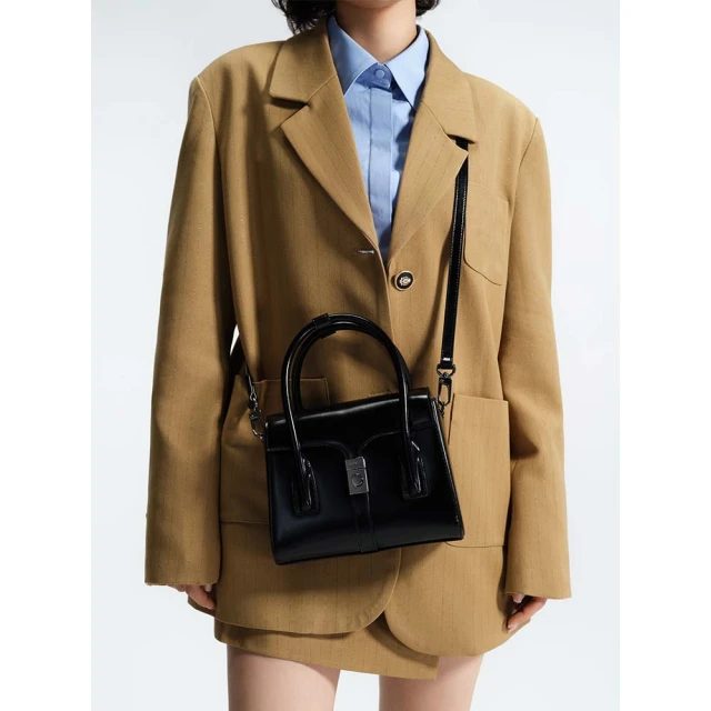 品牌真皮手提肩背帶帶有使用痕跡（上花132） 歷史價格詳細信息