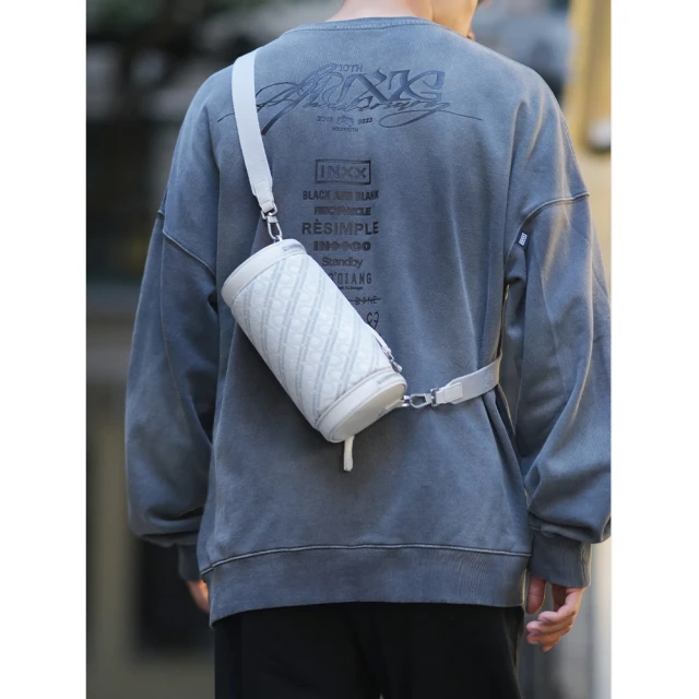 淺灰色的品牌八成新女性最愛的小背包 超商取貨免運便宜賣299 歷史價格詳細信息