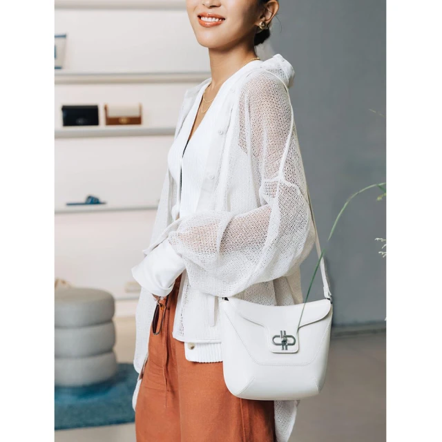 【PEDRO】PEDRO ICON 真皮男斜背包/手機包/隨身小包-黑色(小CK高端品牌 新品上市 中性系列) 歷史價格詳細信息