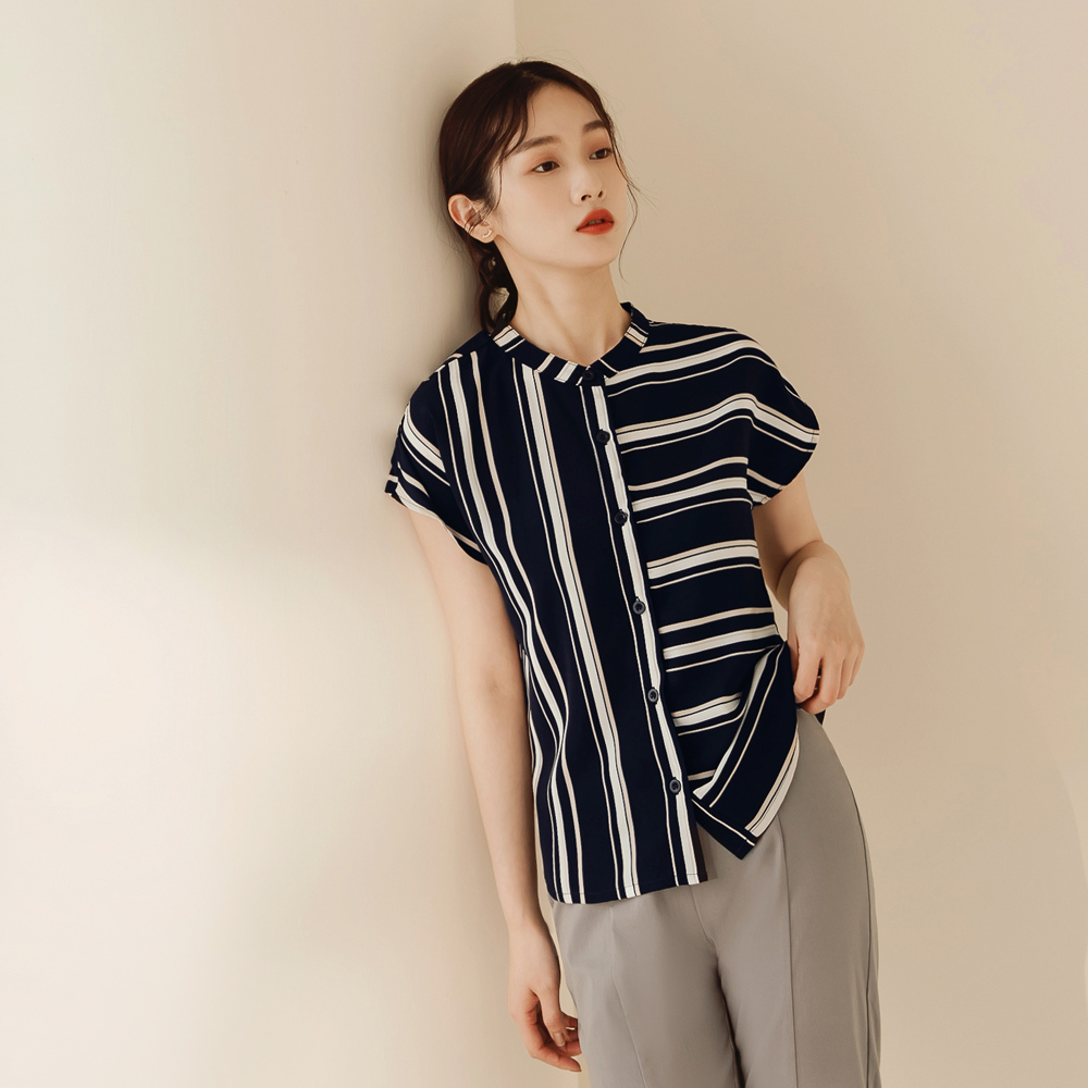 【OB 嚴選】小立領拼接格紋側腰綁帶長洋裝 《DA7206》 歷史價格詳細信息