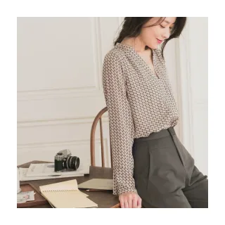 V領滿版條紋印花鬆緊收腰荷葉短袖上衣 《AB15619》 歷史價格詳細信息