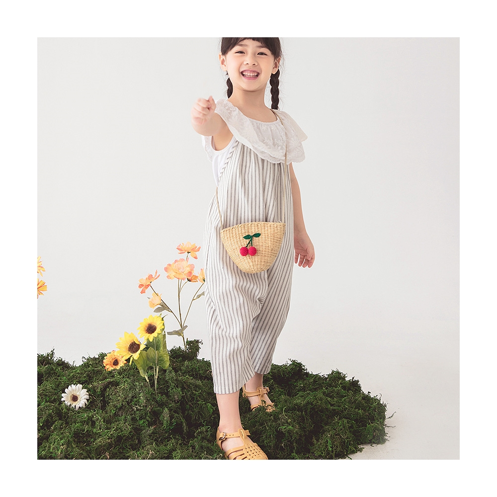 【OB 嚴選】純棉條紋小V領傘襬拋袖上衣 《AB18717》 歷史價格詳細信息