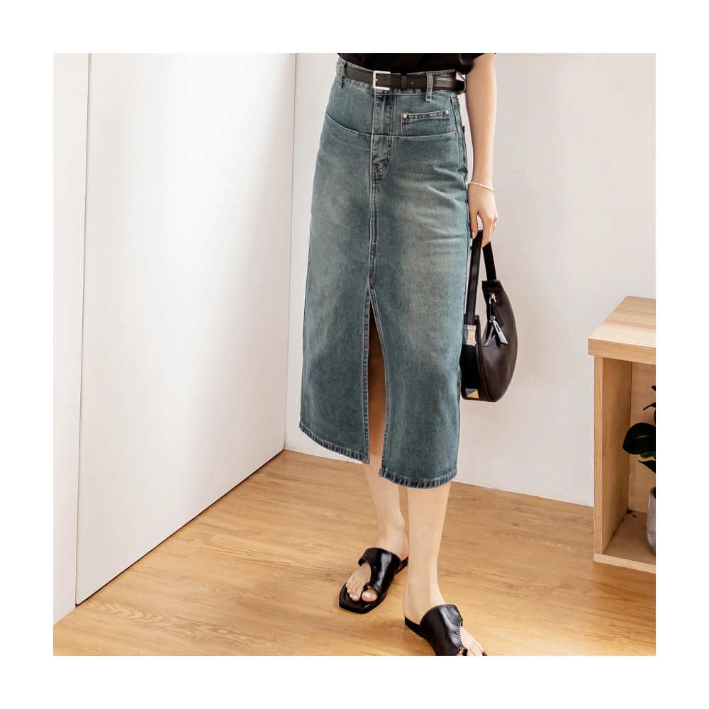 OB嚴選 棉質開襟排釦大口袋側開衩牛仔吊帶洋裝 《DA9784》 歷史價格詳細信息