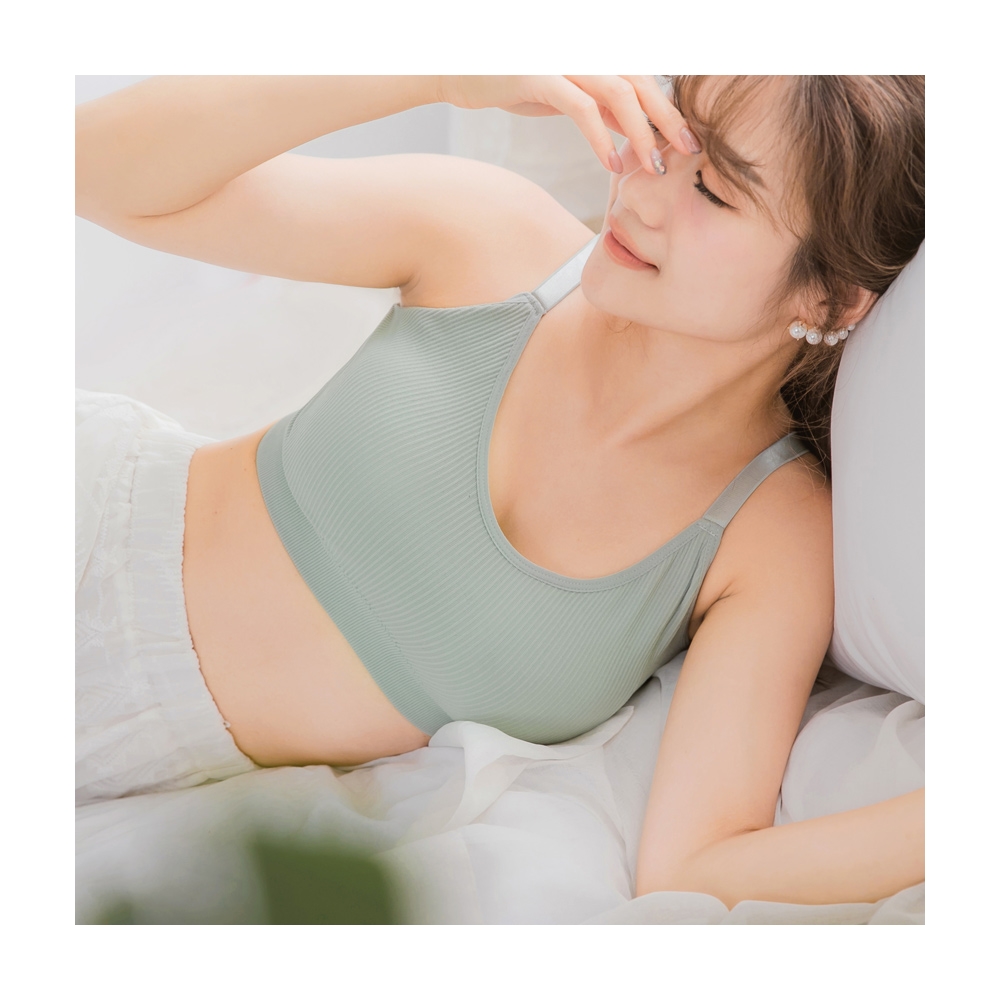 【OB 嚴選】純色內磨毛小高領縮口袖上衣 《AB8216》 歷史價格詳細信息