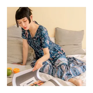 【OB 嚴選】民族風刺繡寬鬆方領波浪袖上衣 《AB15674》 歷史價格詳細信息