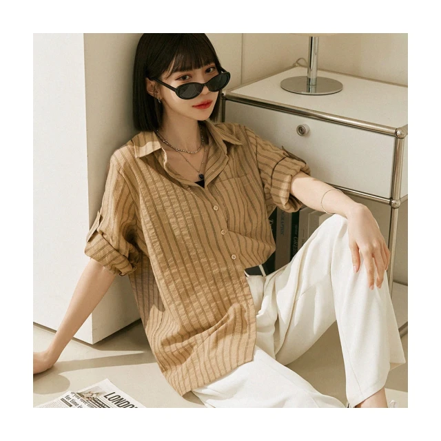 【OB 嚴選】純棉條紋小V領傘襬拋袖上衣 《AB18717》 歷史價格詳細信息