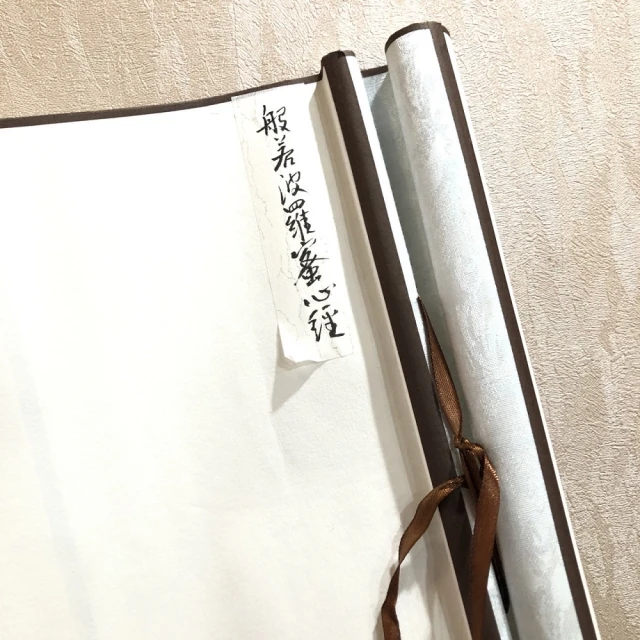 【創藝工坊】十二生肖 虎 虎虎生風 龍行虎步(創藝工坊 琉璃藝術 居家擺件上選 加贈壓克力底座) 歷史價格詳細信息