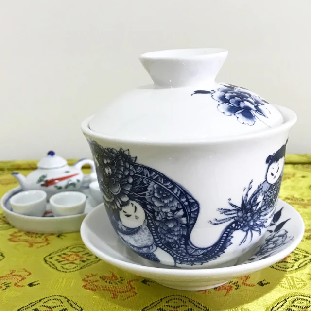 楊莉莉青花：獅男+龍女 2件組｜好神系列吸水杯墊《隨附送禮禮袋》 歷史價格詳細信息