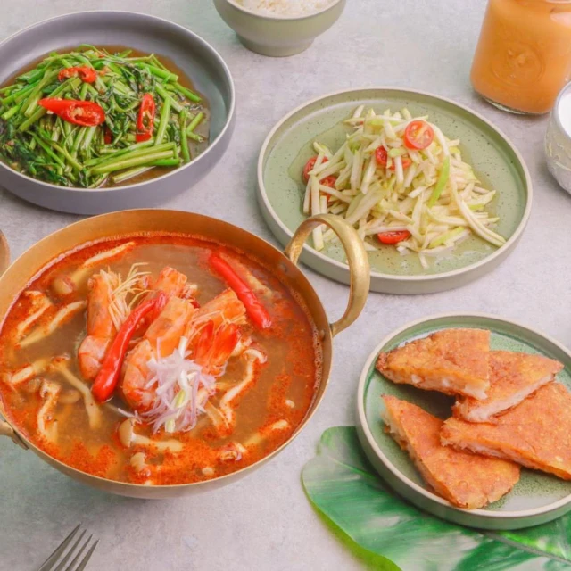 【板橋凱撒大飯店】家宴中餐廳★平假日900元餐飲抵用券(假日不加價) 歷史價格詳細信息