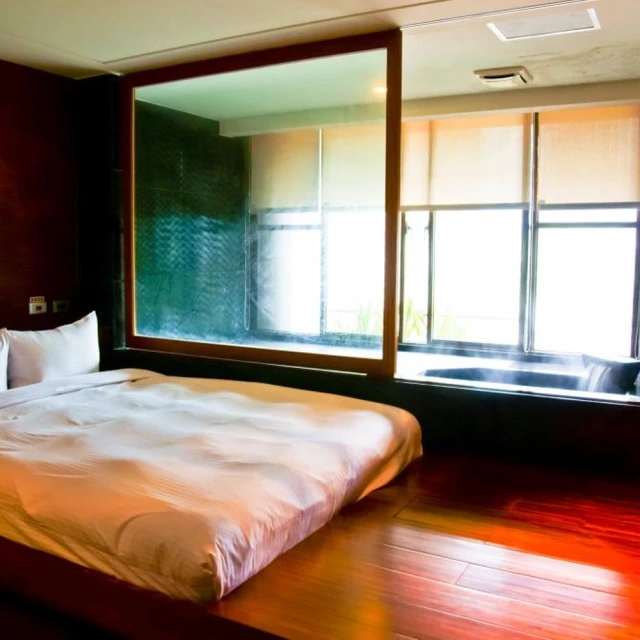 【享樂券】花漾水舞精品溫泉會館-星空休閒/夢舞浪漫房型住宿 歷史價格詳細信息