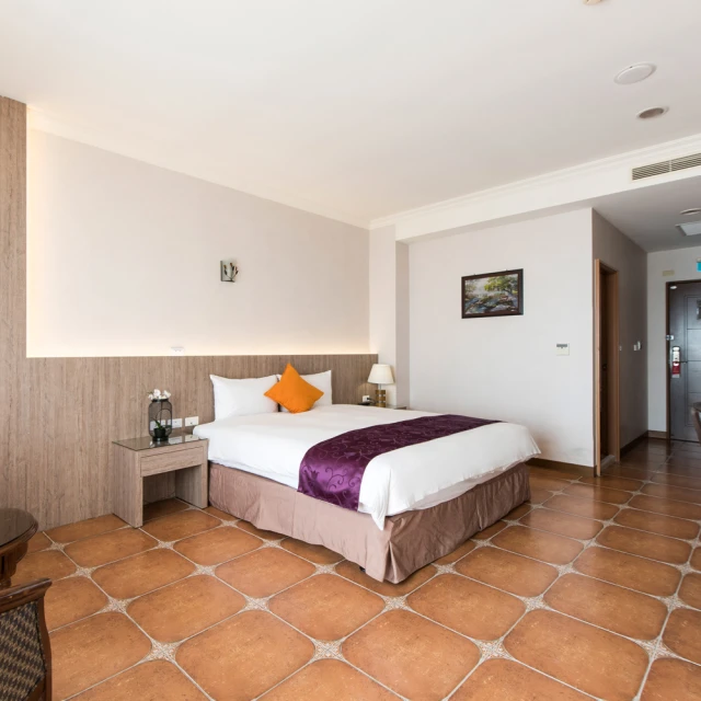 【墾丁凱映輕旅】四人房一泊一食/平日住宿券(MO) 歷史價格詳細信息