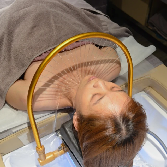 【越洗越】梔子花氨基酸沐浴露持久留潤膚去背痘去雞皮沐浴乳 歷史價格詳細信息
