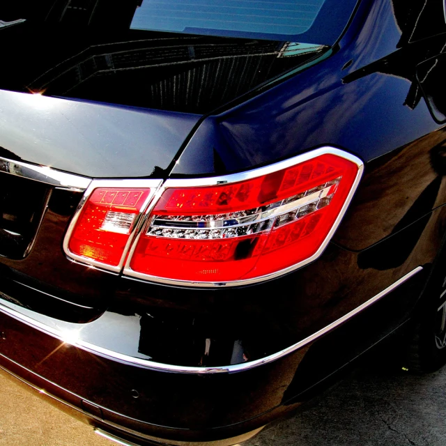【IDFR】Benz 賓士 E W211 2002~2009 鍍鉻銀 車燈框 後燈框 尾燈框 飾貼(W211 車身改裝) 歷史價格詳細信息