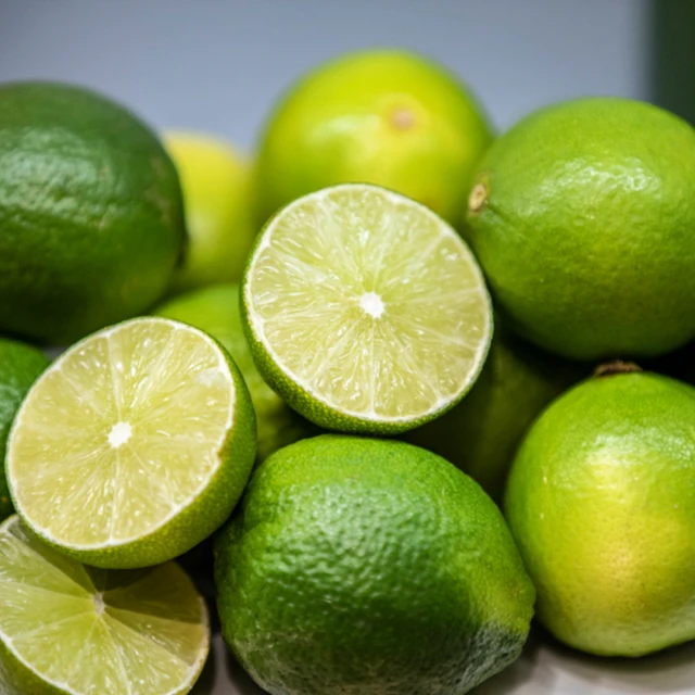 盛花園蔬果 雲林木瓜形阿成南瓜800g x3粒(無農藥) 歷史價格詳細信息