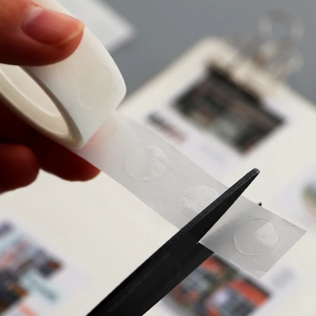 【橘魔法】無痕點點雙面膠-2000粒/20捲(隱形 無痕 氣球派對 布置 固定膠 圓形貼 透明膠 無痕膠 點點貼) 歷史價格詳細信息