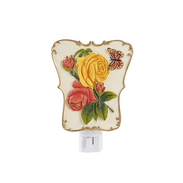 【Peter Rabbit 比得兔】比得兔萬聖造型糖果盒70g(隨機出貨) 歷史價格詳細信息