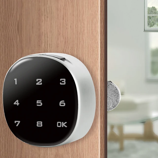 沒鎖匙/沒密碼）早期銀行或會計用的手提式放零鈔的全厚金屬保險箱/約9成新 歷史價格詳細信息