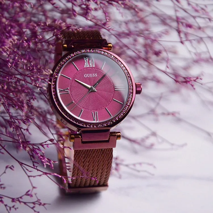 【GUESS】玫紫面 玫紫殼 編織+不鏽鋼錶帶 晶鑽腕錶(W0638L6) 價格比較,價格查詢,歷史價格詳細信息