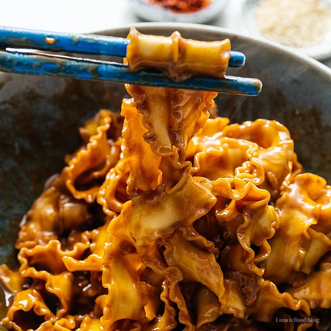 【上野物產】台灣製 (陽春)意麵+油蔥/芝麻/椒麻x10包(60g±10%/包+醬30g±10%/包) 歷史價格詳細信息