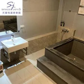 【天喜達】客廳現代簡約家用裝飾時鐘掛鐘(靜音掛鐘 創意餐廳壁掛鐘) 歷史價格詳細信息