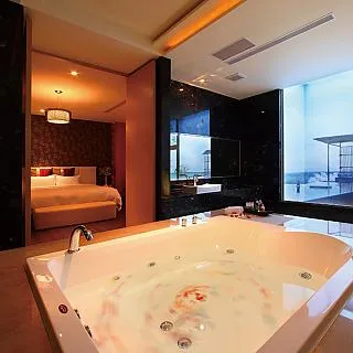 總裁行館-貴賓LaVie3小時休憩券[桃園林口]【幸福輪】 歷史價格詳細信息