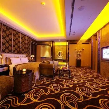 【台中】杜拜風情時尚旅館-麗緻溫馨4人房住宿券(2013) 歷史價格詳細信息