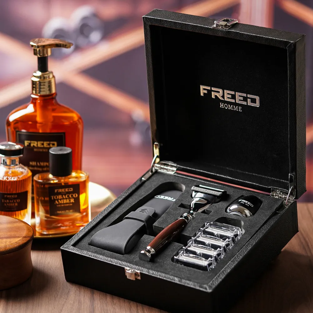 【FREED】 五刀式刮鬍刀尊爵禮盒四件組-仿琥珀 歷史價格詳細信息