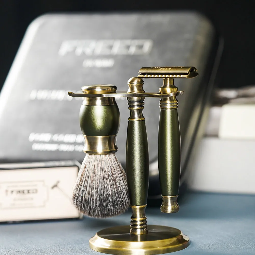 【FREED】古銅系列尊爵四件組五刀式刮鬍刀禮盒 - 帝王藍 歷史價格詳細信息