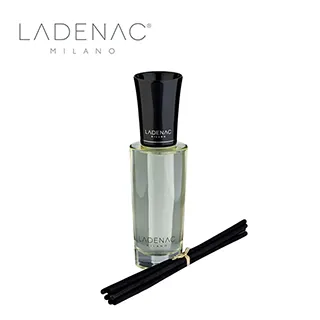 黑色島嶼：一個外籍資深記者對台灣公民運動的調查性報導 歷史價格詳細信息