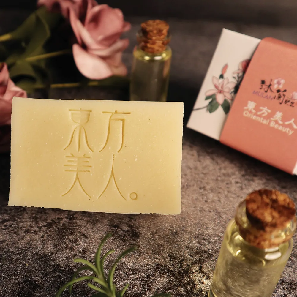 Mulan (First Stories)(硬頁推拉書)【禮筑外文書店】(硬頁書) 歷史價格詳細信息