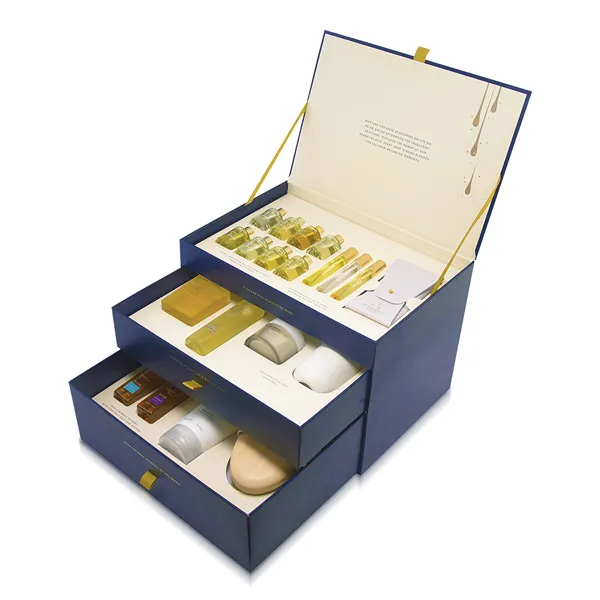 典藏英國甜點  從傳統到新穎  104種擄獲人心的英式甜點  了解代代相傳的味道與各種甜點背後所蘊藏的故事 歷史價格詳細信息