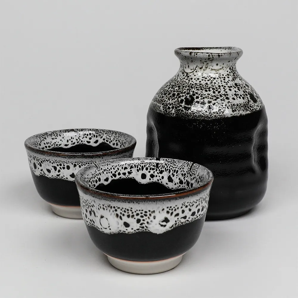 【福介商店】日本陶瓷 黑鐵金刷目酒器組 1壺2杯 歷史價格詳細信息
