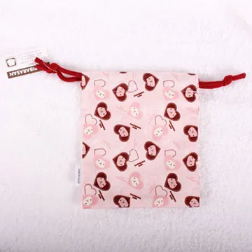 Kapibarasan 水豚君愛心印花方行隨身包 歷史價格詳細信息