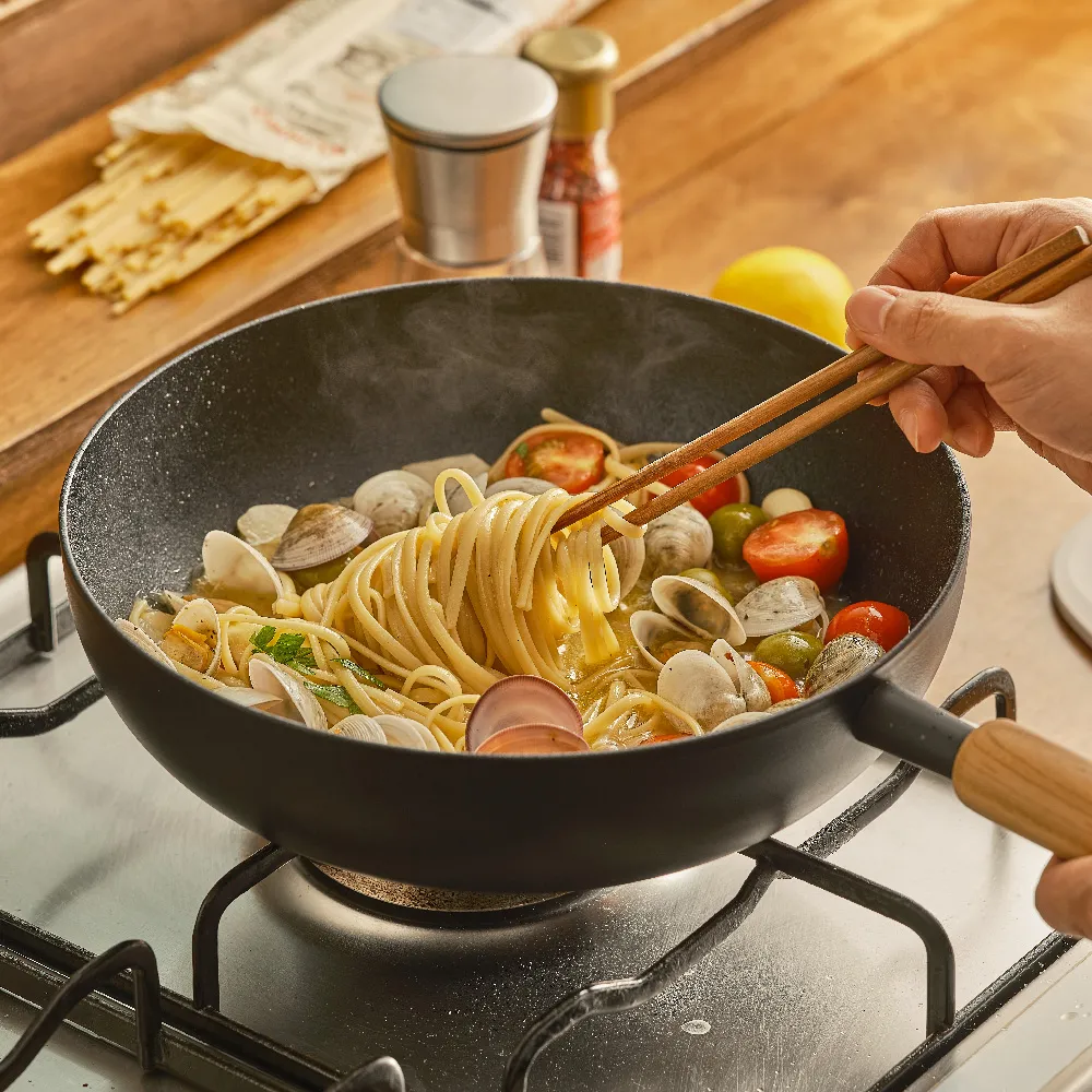 炒鍋28cm炫彩易潔不粘煎炒鍋 帶蓋家用 炒菜鍋 VJ28RP03 歷史價格詳細信息