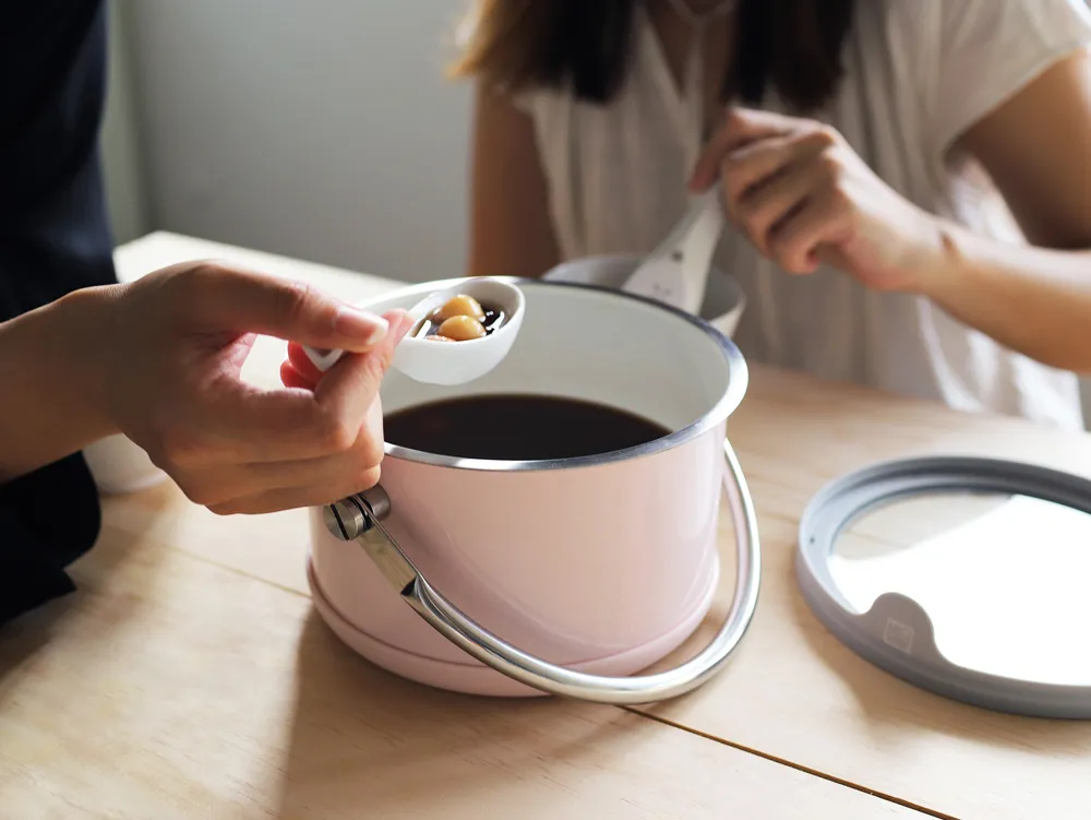 【JIA品家】虹彩鋼 琺瑯牛奶鍋（14cm - 粉紅色）｜遠紅外線 導熱快 均勻 保溫 歷史價格詳細信息