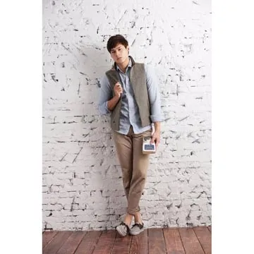 OFFBEAT 男款質感織紋背心(共二色) 歷史價格詳細信息