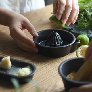 KINTO / TAKU磨薑器-白 歷史價格詳細信息