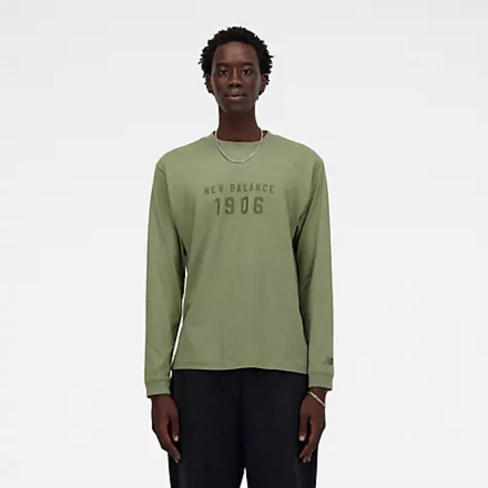 New Balance 長袖上衣 Essentials Sweatshirts 女款 黑 寬鬆 短版 休閒 大學T AWT31508BK 歷史價格詳細信息